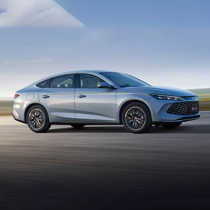 Veículo de nova energia BYD Qin L DM-i